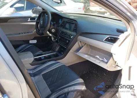 2016 Hyundai Sonata Se z USA, uszkodzony, nr VIN 5NPE24AF0GH367973